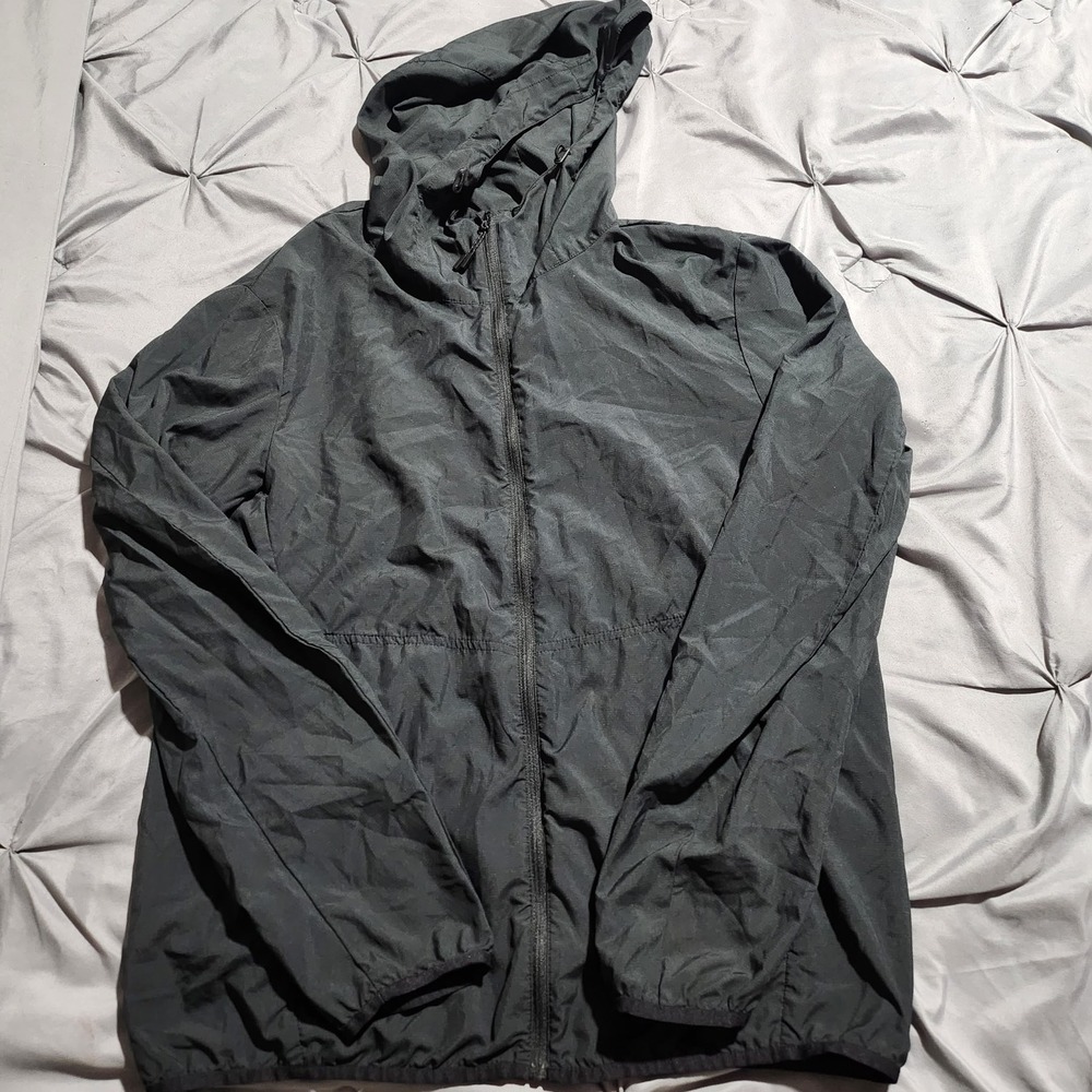 Uniqlo Parka Jacket Men Medium Black Full Zip Hooded Windbreaker Lightweight